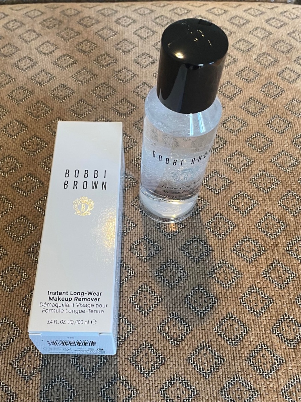Bobbi Brown Full Size Instant Long-Wear Makeup Remover